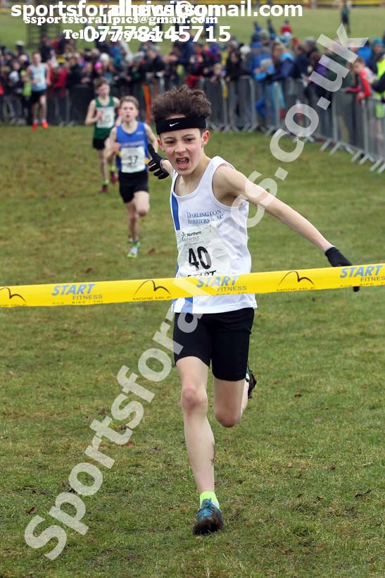 Boys under-13s Northern Cross Country Champs., Camp Hill Estate, Kirklington.  Photo: David T. Hewitson/Sports for All Pics